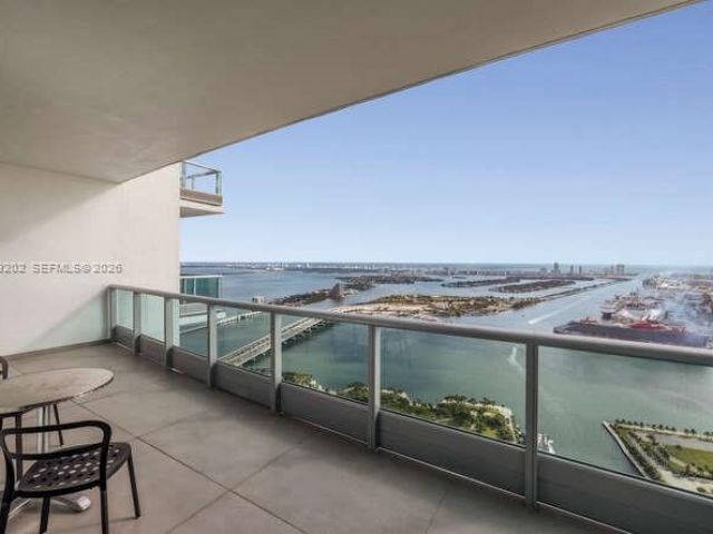 Apartment for rent  Unit #6205 - photo 7467406