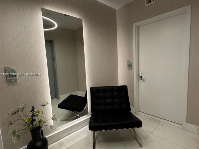 Apartment for rent  Unit #1802 - photo 7498646