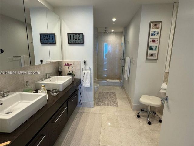 Apartment for rent  Unit #1802 - photo 7498655