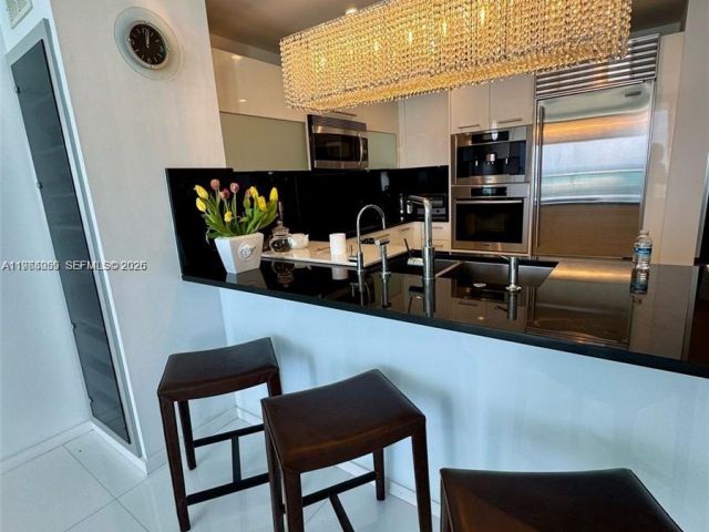 Apartment for rent  Unit #1802 - photo 7498660