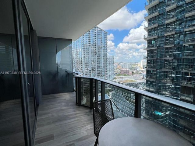 Apartment for rent  Unit #2806 - photo 7452745