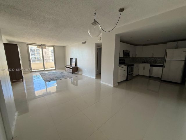 Apartment for rent  Unit #12Z - photo 7526993