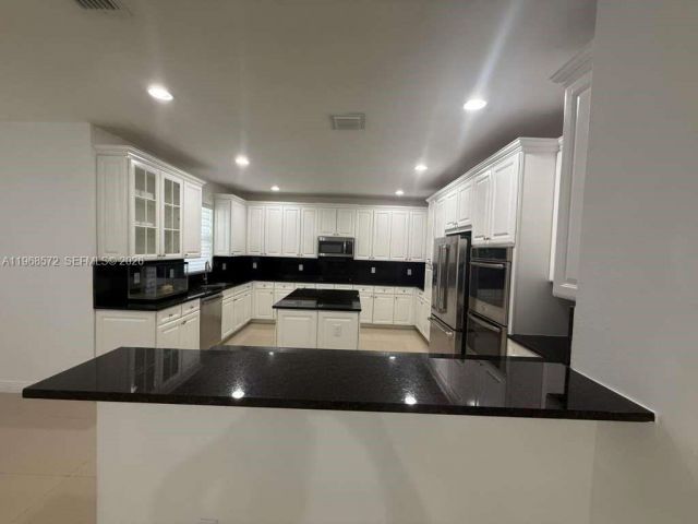 Home for sale at 9947 NW 86th Ter - photo 7486368