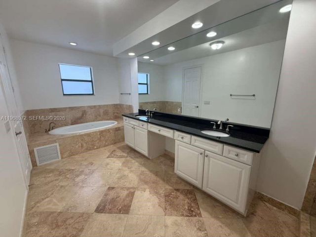 Home for sale at 9947 NW 86th Ter - photo 7486379