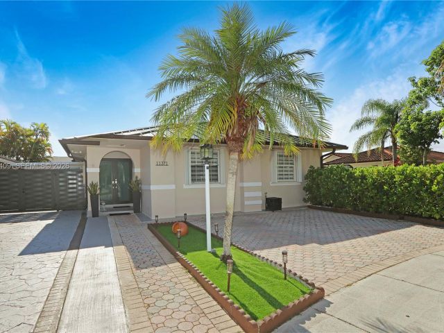 Home for sale at 11371 SW 146th Ct - photo 7519483