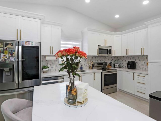 Home for sale at 11371 SW 146th Ct - photo 7519494