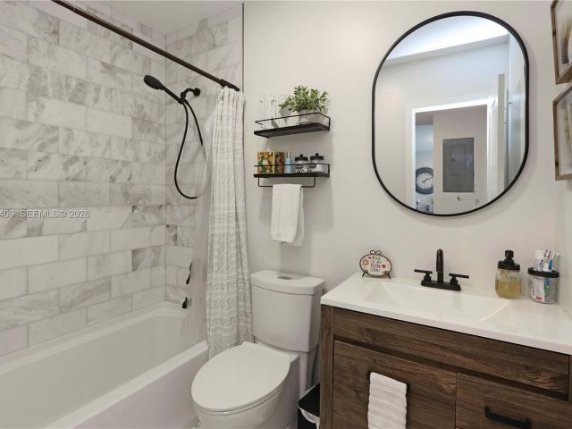 Home for sale at 11371 SW 146th Ct - photo 7519501