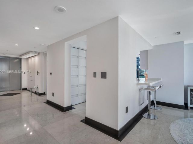 Apartment for sale  Unit #2402 - photo 7511751