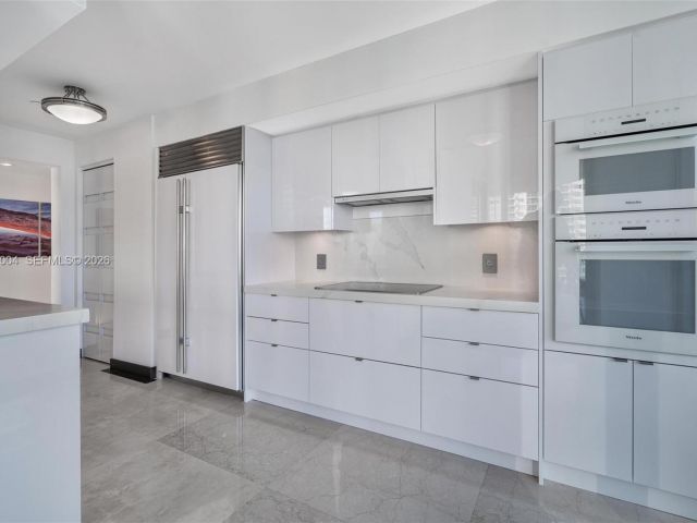 Apartment for sale  Unit #2402 - photo 7511756