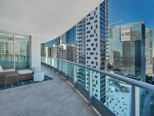 Apartment for sale  Unit #2402 - photo 7511764