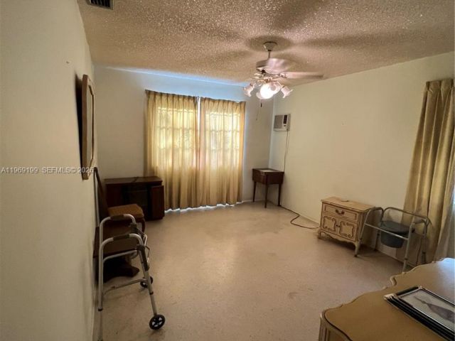 Home for sale at 812 Columbus Blvd - photo 7471681