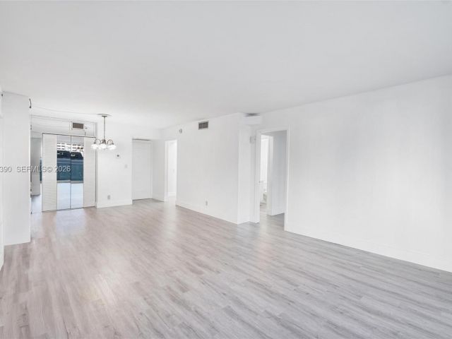 Apartment for sale  Unit #229 - photo 7484238