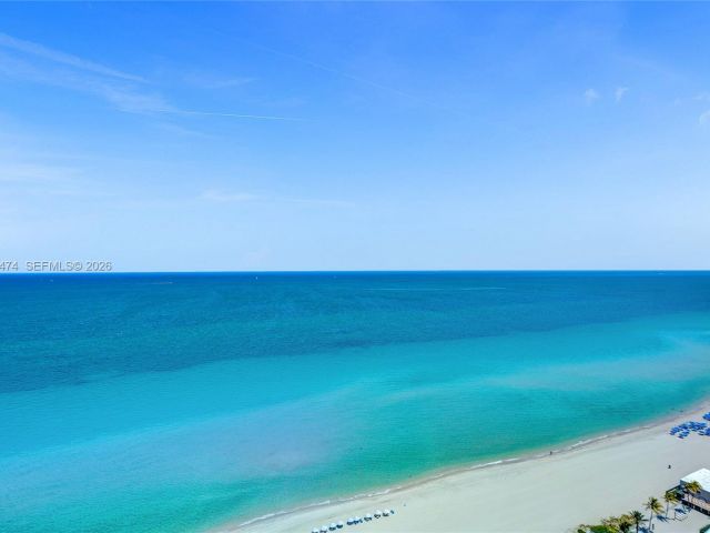 Apartment for rent  Unit #2703 - photo 7495834