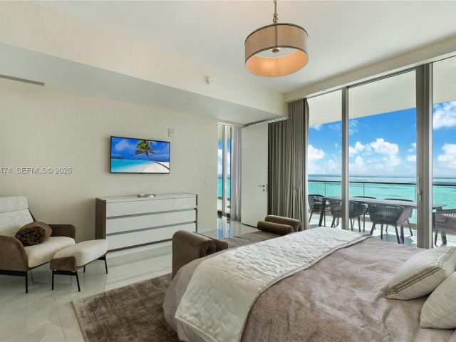 Apartment for rent  Unit #2703 - photo 7495841