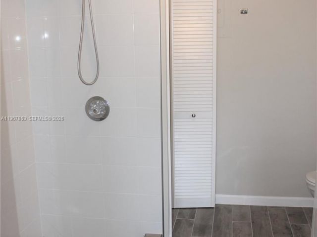 3-bedroom home for rent in Hollywood - 1900 N 32nd Ct - MondialRealty