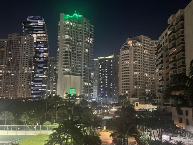 Apartment for rent  Unit #A610 - photo 7467497