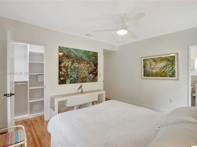 Home for sale at 842 NW 9th Ct - photo 7528605