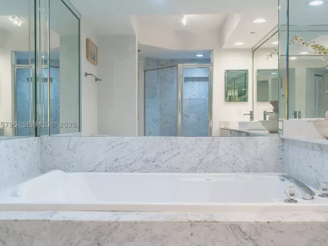 2-bedroom condo for sale in Sunny Isles Beach - 16400 Collins Ave 744 - MondialRealty
