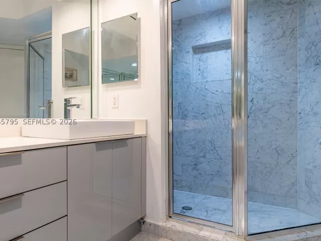 2-bedroom condo for sale in Sunny Isles Beach - 16400 Collins Ave 744 - MondialRealty