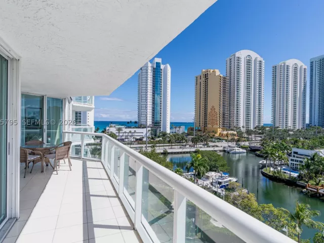 2-bedroom condo for sale in Sunny Isles Beach - 16400 Collins Ave 744 - MondialRealty