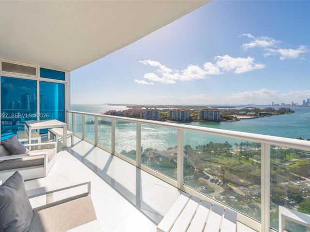 Apartment for rent  Unit #2101 - photo 7524217