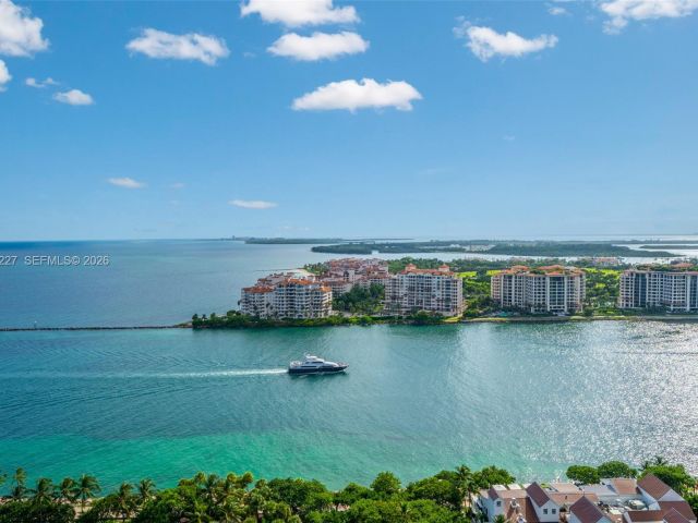 Apartment for rent  Unit #2101 - photo 7524219