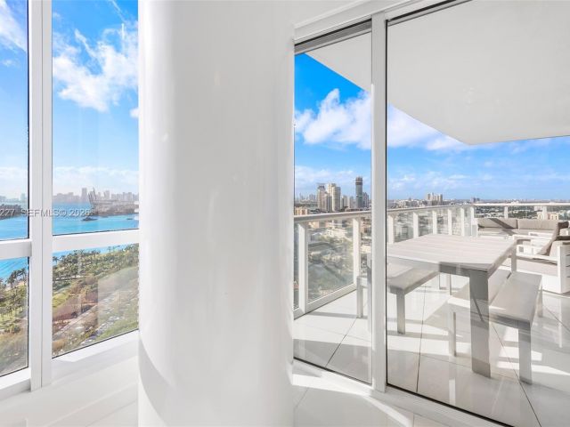 Apartment for rent  Unit #2101 - photo 7524229