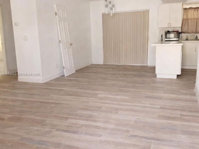 3-bedroom home for rent in Fort Lauderdale - 3048 NW 20th St n/a - MondialRealty