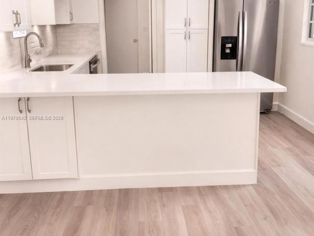 3-bedroom home for rent in Fort Lauderdale - 3048 NW 20th St n/a - MondialRealty