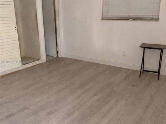 3-bedroom home for rent in Fort Lauderdale - 3048 NW 20th St n/a - MondialRealty