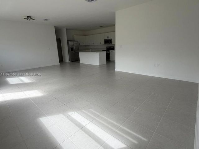 Home for rent at 2638 SE 9th St - photo 7493113