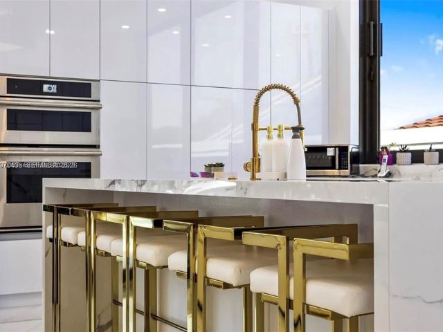 Home for sale at 2225 NE 19th St - photo 7483448