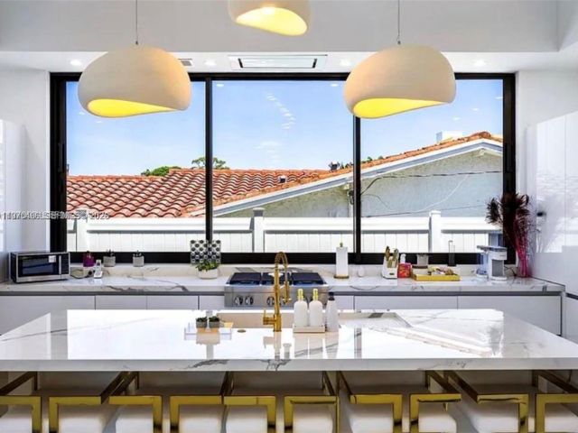 Home for sale at 2225 NE 19th St - photo 7483450