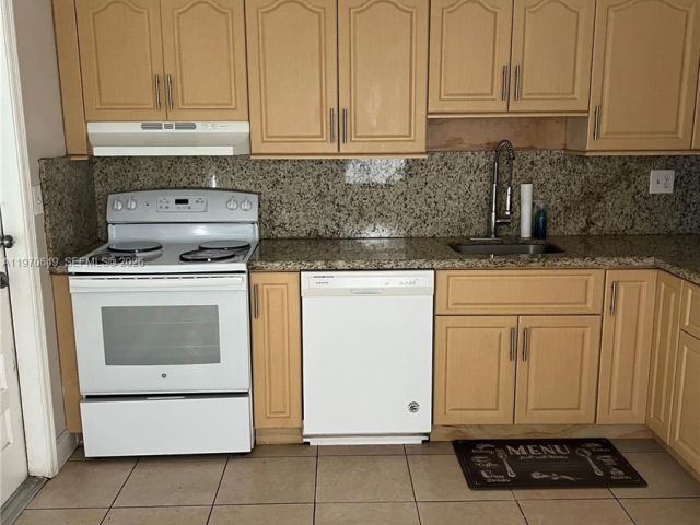 Home for sale at 14435 SW 289th St - photo 7493093