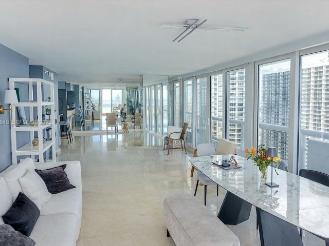 Apartment for rent  Unit #3334 - photo 7496153