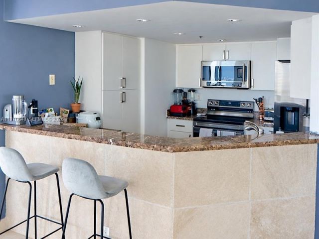 Apartment for rent  Unit #3334 - photo 7496156