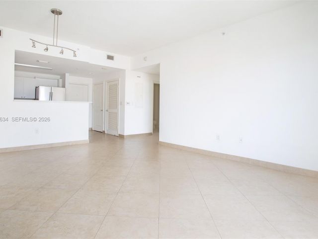 Apartment for rent  Unit #1408 - photo 7453562