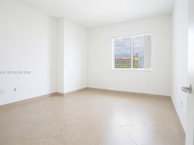 Apartment for rent  Unit #1408 - photo 7453576