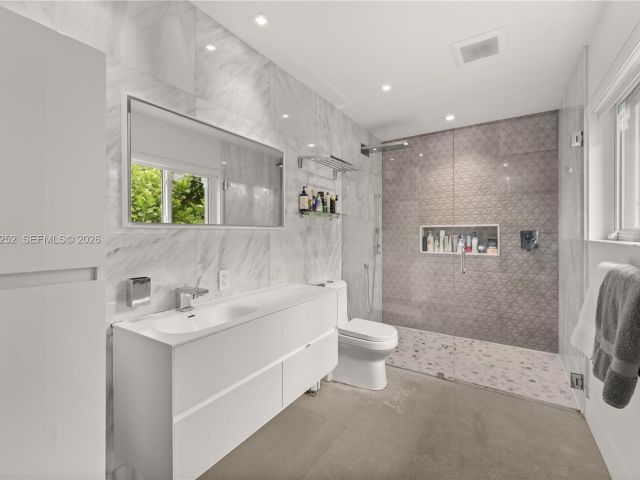 Home for sale at 721 Bird Rd - photo 7528473