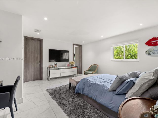 Home for sale at 721 Bird Rd - photo 7528474