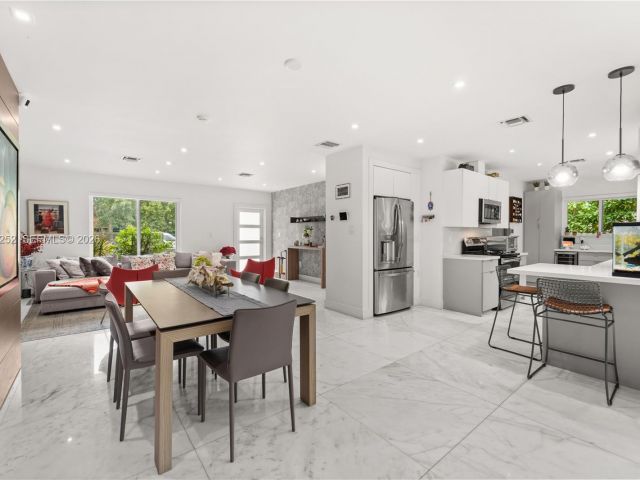 Home for sale at 721 Bird Rd - photo 7528478