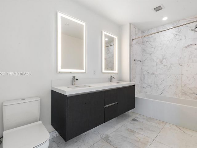 Apartment for sale  Unit #3202 - photo 7488219