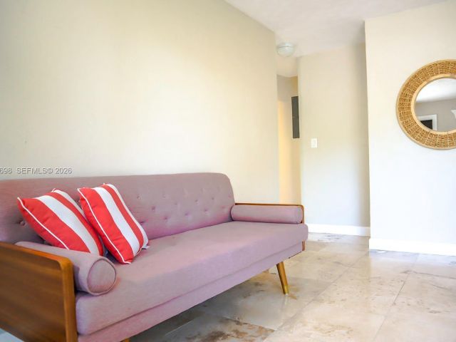 Home for rent at 1130 NE 23rd Pl 0 - photo 7478844