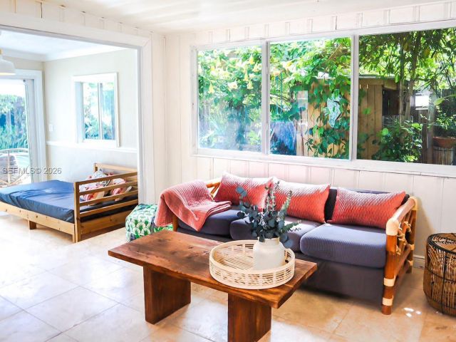 Home for rent at 1130 NE 23rd Pl 0 - photo 7478847