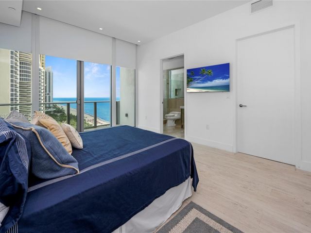 Apartment for sale  Unit #1201 - photo 7498157