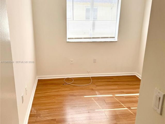 Home for rent at 4924 SW 44 AV - photo 7483719