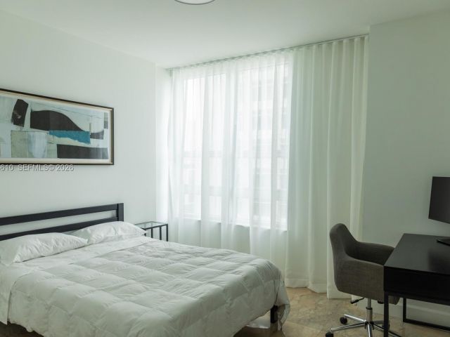 Apartment for rent  Unit #1504 - photo 7461560