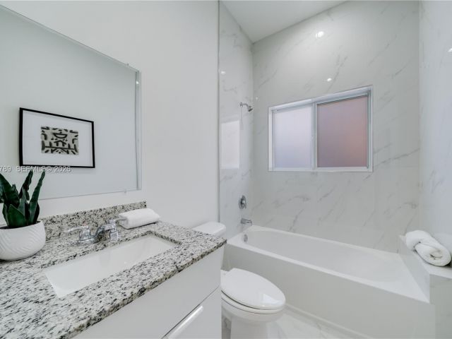 Home for sale at 2936 NW 27th St - photo 7528401