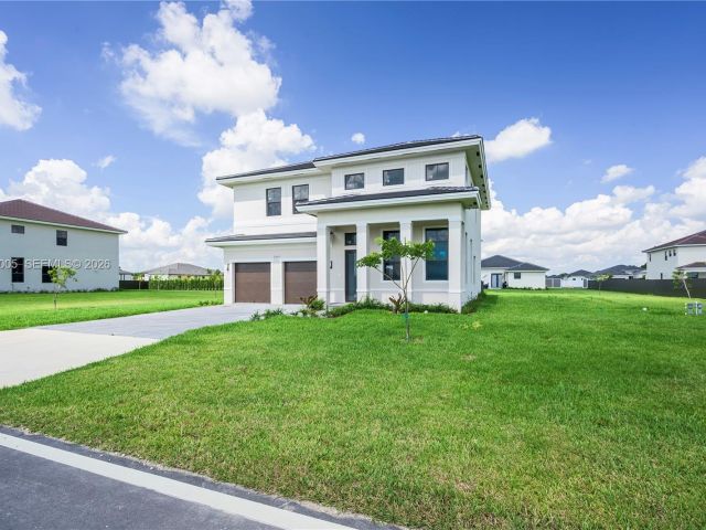 Home for rent at 32242 SW 194th Ave - - photo 7493072