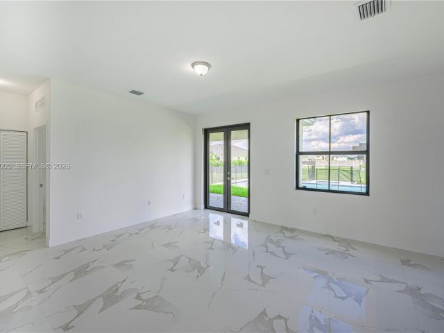 Home for rent at 32242 SW 194th Ave - - photo 7493076